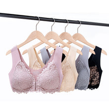 Cargar imagen en el visor de la galería, Button-Front Latex Cup Push-up Lace Bra