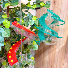Cargar imagen en el visor de la galería, DNA Helix 32-Port Hummingbird Feeder