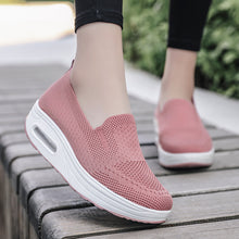 Load image into Gallery viewer, Ladies Solid Color Breathable Platform Sneakers
