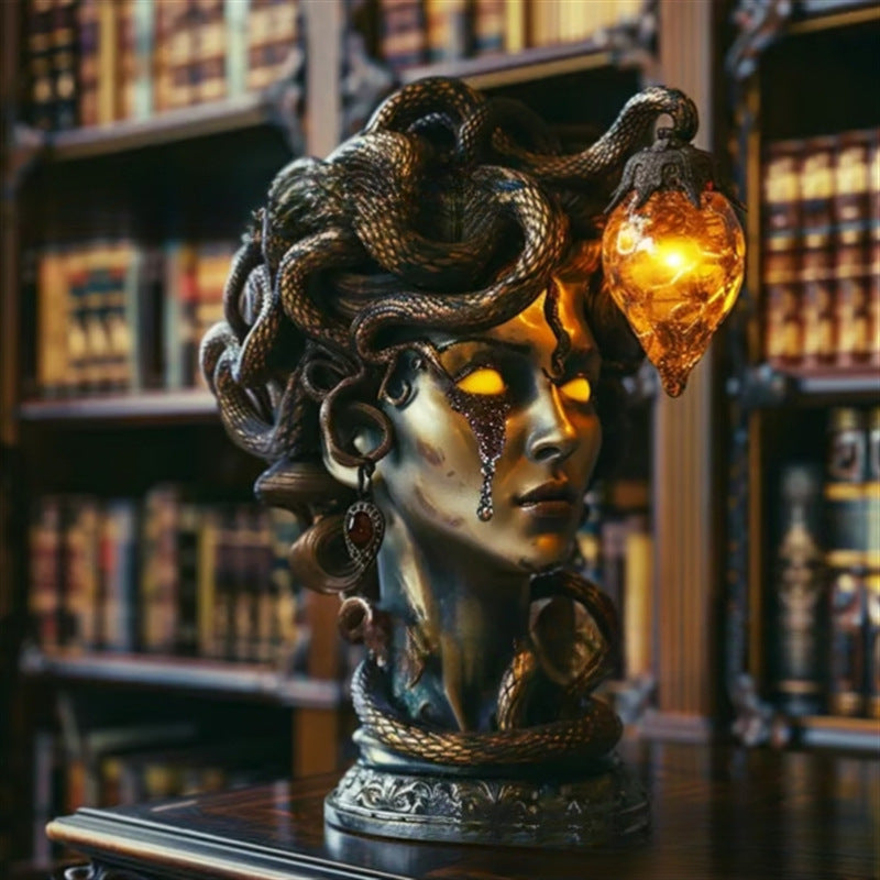 Graddi™ Medusa Gaze