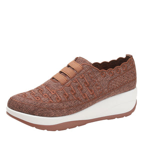 Soft-soled breathable fly-knit mesh women's shoes