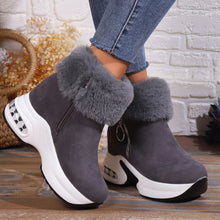 Cargar imagen en el visor de la galería, Short-calf suede warm and height-increasing cotton boots
