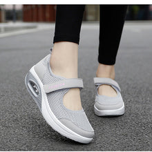 Load image into Gallery viewer, Women&#39;s Thick Sole Mesh Velcro Shoes
