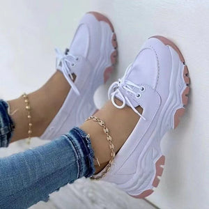 Round Toe Platform Low Top Lace-Up Sneakers