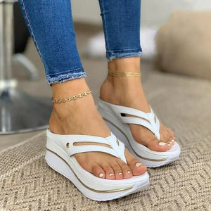 Women's Round Toe Hollow Thick Sole Comfortable Sandals