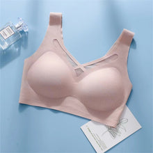 Cargar imagen en el visor de la galería, Women&#39;S Plus Size Comfortable Wire-Free Seamless Bra
