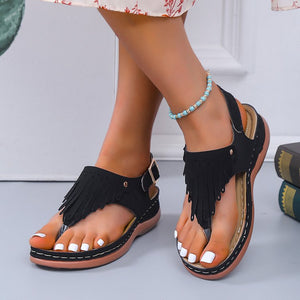 Round Toe Flat Fringed Sandals