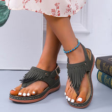 Load image into Gallery viewer, Round Toe Flat Fringed Sandals
