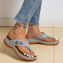 Cargar imagen en el visor de la galería, Women&#39;s wedge flip flops
