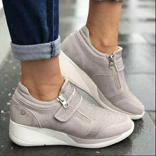 Load image into Gallery viewer, 2023 Spring Rhinestone Thick Sole Velcro Casual Sneakers
